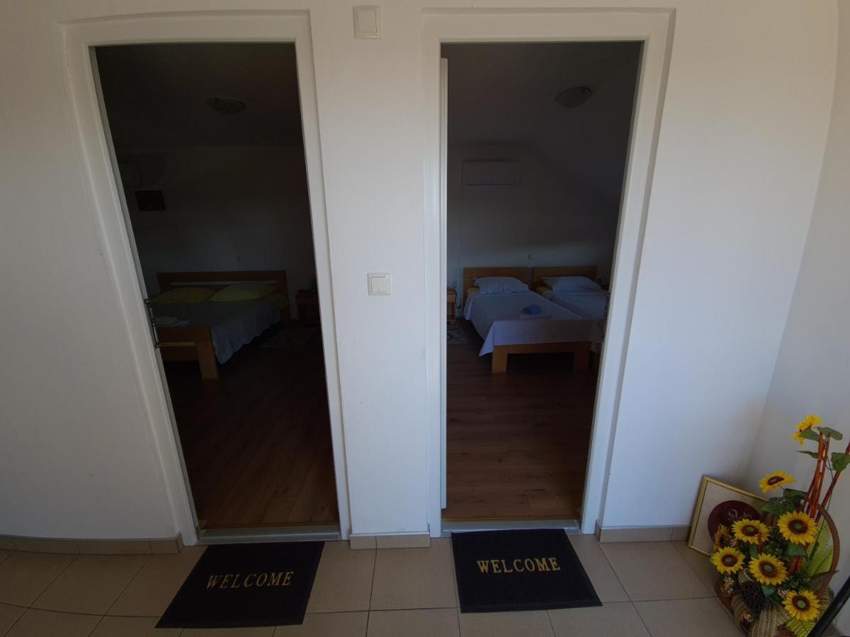 Bosnjaci Guest House Aquarius מראה חיצוני תמונה
