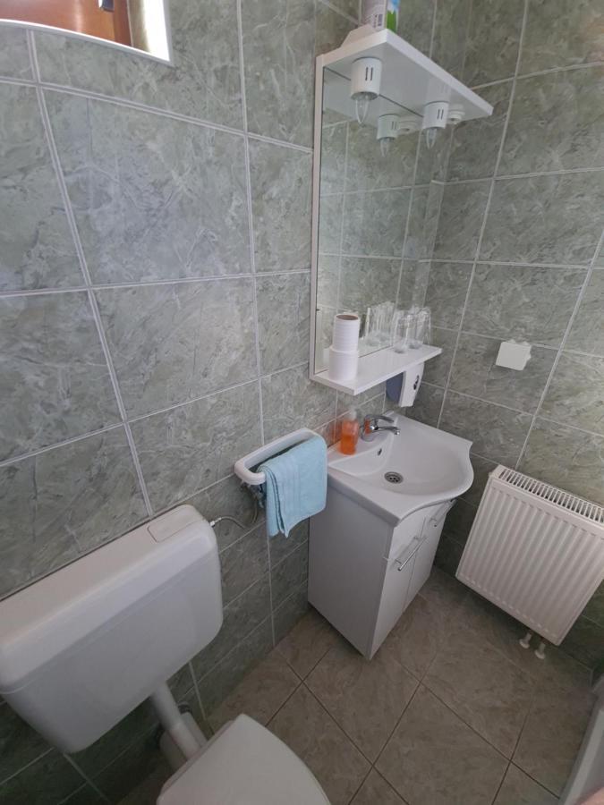 Bosnjaci Guest House Aquarius מראה חיצוני תמונה